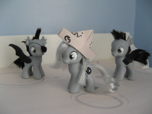 Aaaand part three!
Unlike my last Woona custom, this one will be up for sale, along with the non-eyepatched batpony! At least one of them will be for sale at this upcoming BronyCon; I&rsquo;m still working out how I want to go about this, I&rsquo;ll let you guys...